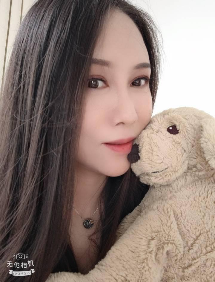 自己开发的妹子，身材好，值得推荐！